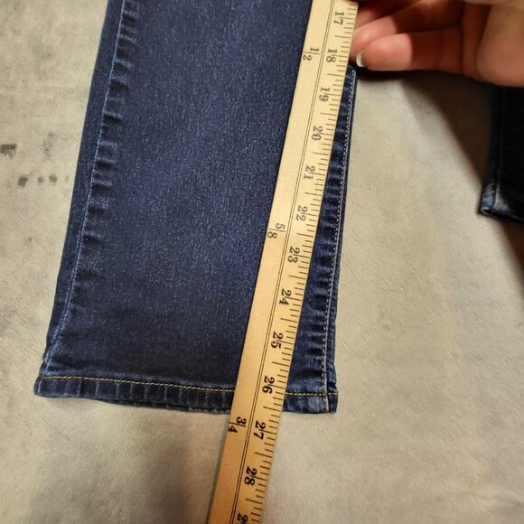 Levi's Jeans Womens 29 Blue 314 Shaping Straight Dark Wash Five Pocket Zip Fly - Picture 7 of 11